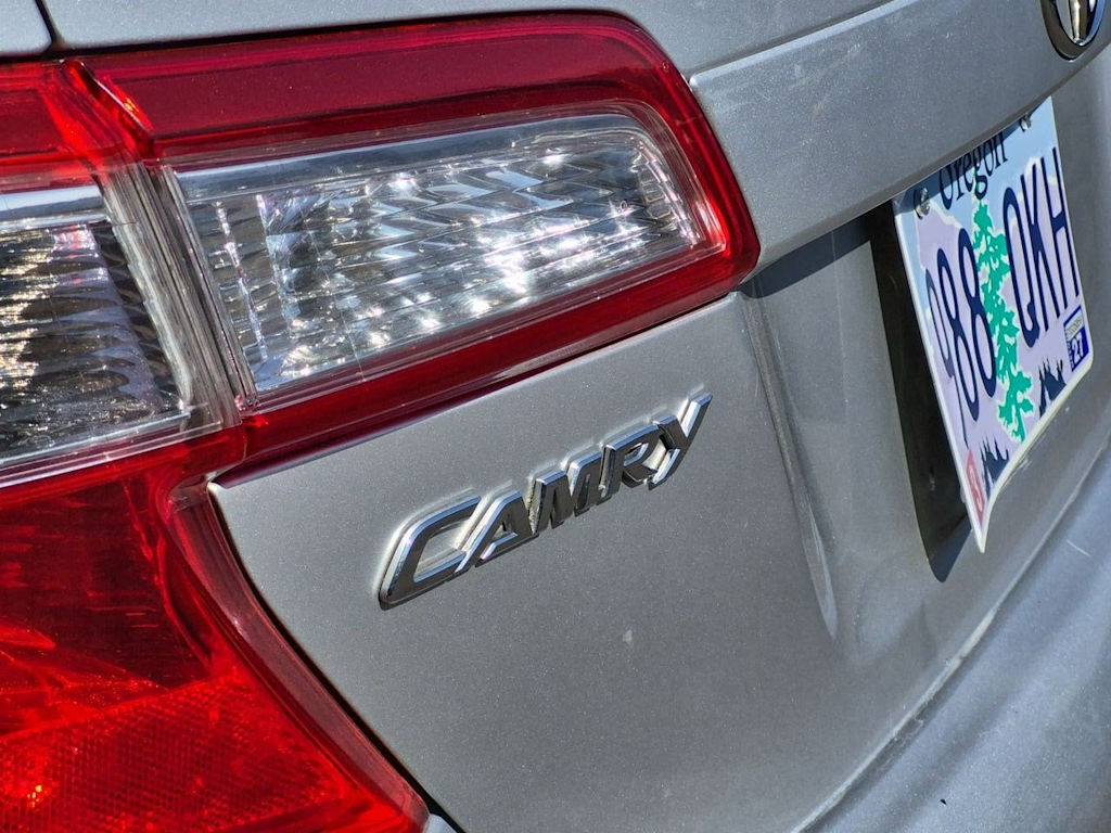 Thumbnail: 2012 Toyota Camry - 26