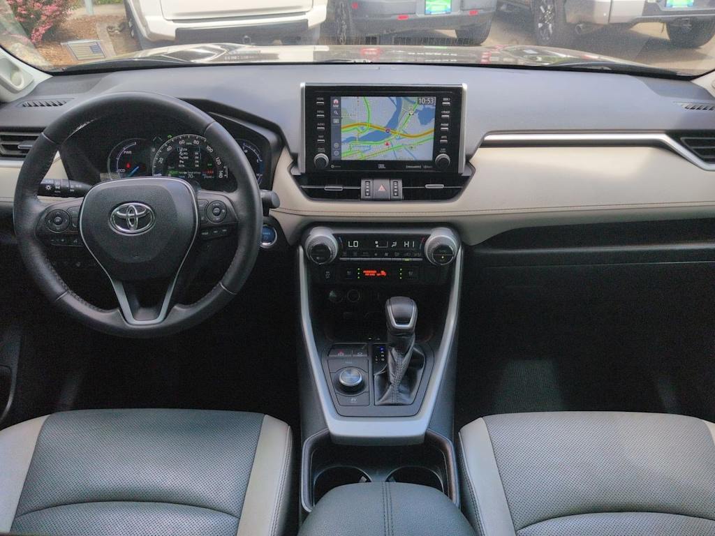 Thumbnail: 2021 Toyota RAV4 - 9