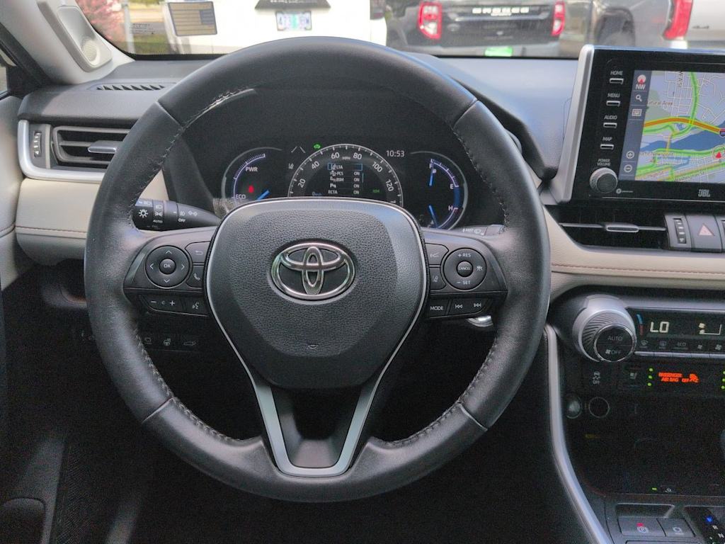 Thumbnail: 2021 Toyota RAV4 - 13