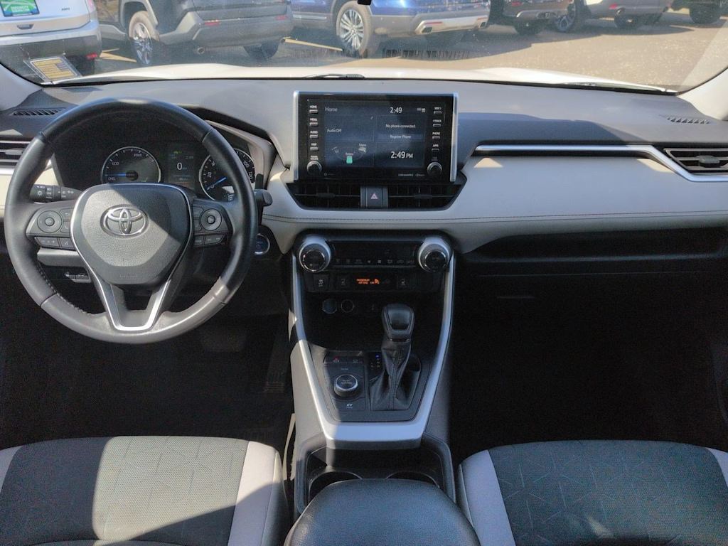 Thumbnail: 2021 Toyota RAV4 - 9