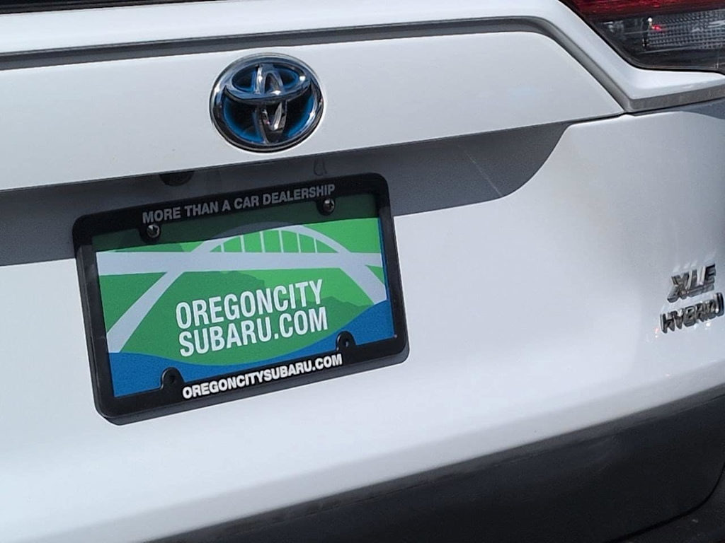 Thumbnail: 2021 Toyota RAV4 - 7