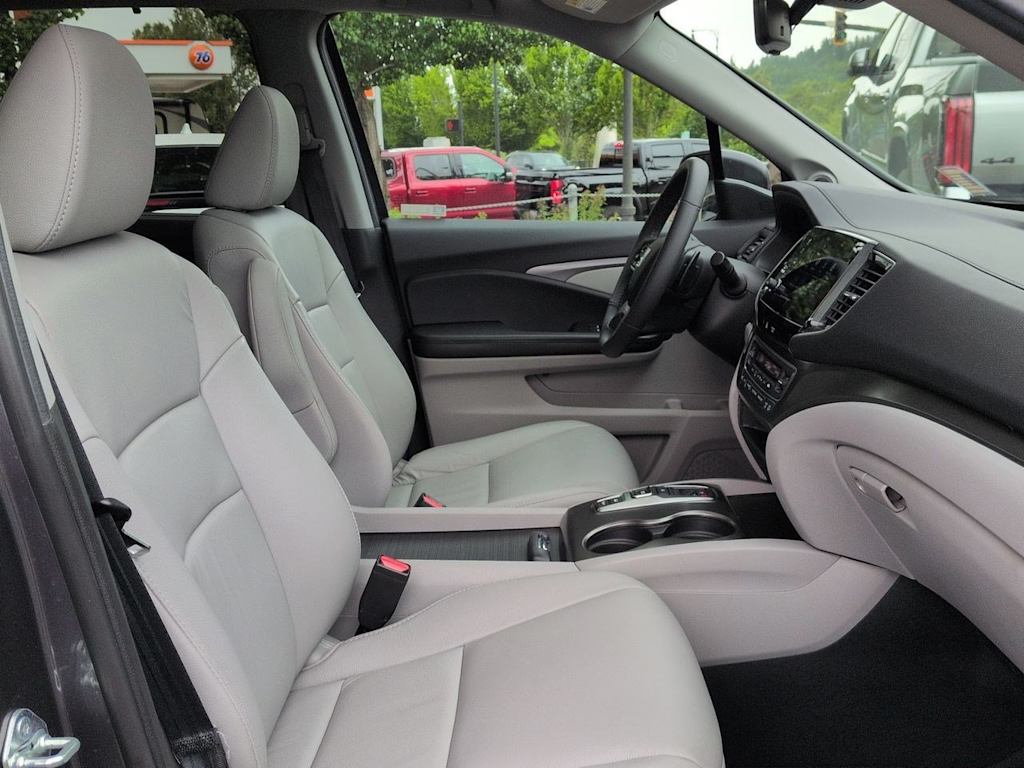 Thumbnail: 2022 Honda Pilot - 12