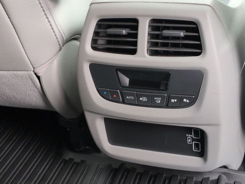 Thumbnail: 2022 Honda Pilot - 32