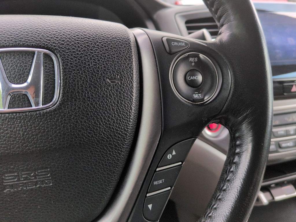 Thumbnail: 2017 Honda Ridgeline - 32