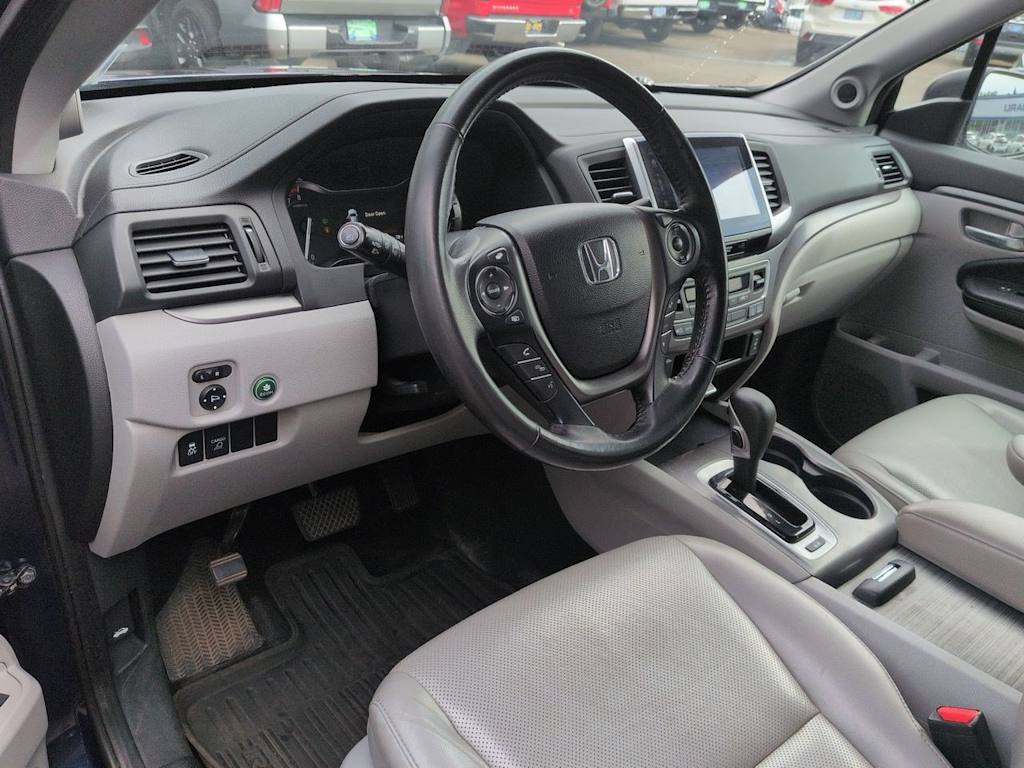 Thumbnail: 2017 Honda Ridgeline - 2