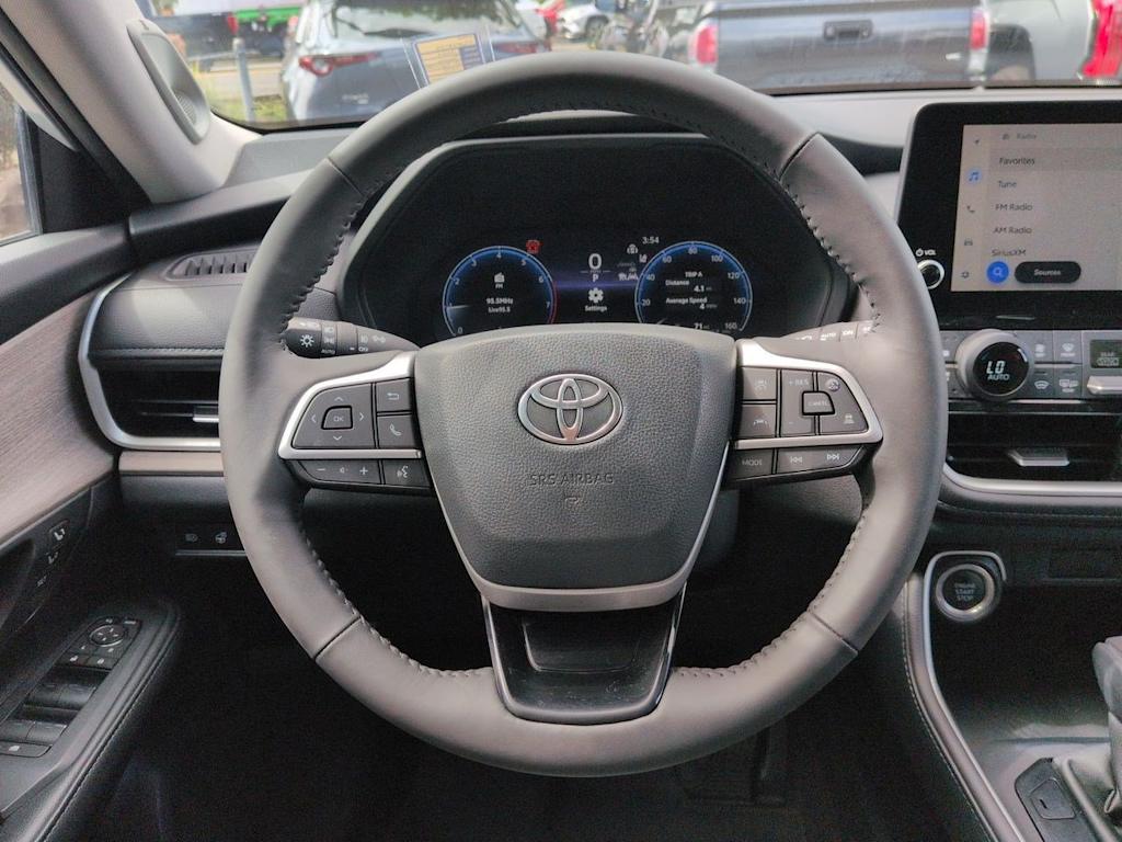 Thumbnail: 2024 Toyota Grand Highlander - 14