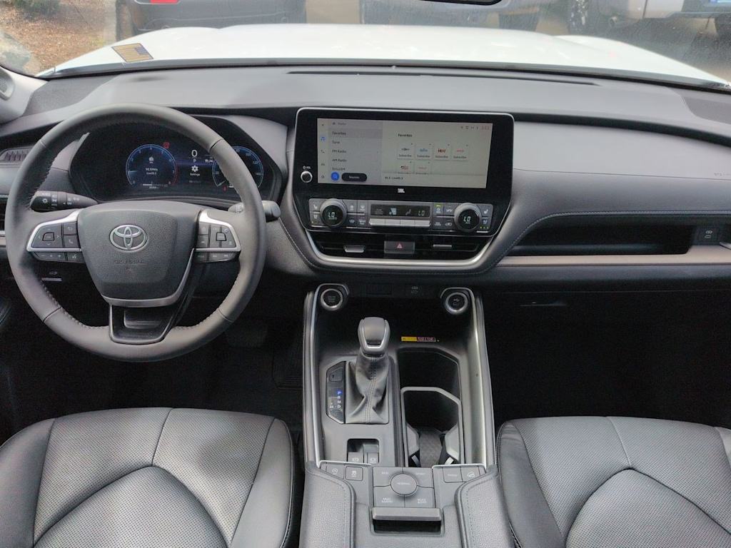 Thumbnail: 2024 Toyota Grand Highlander - 10