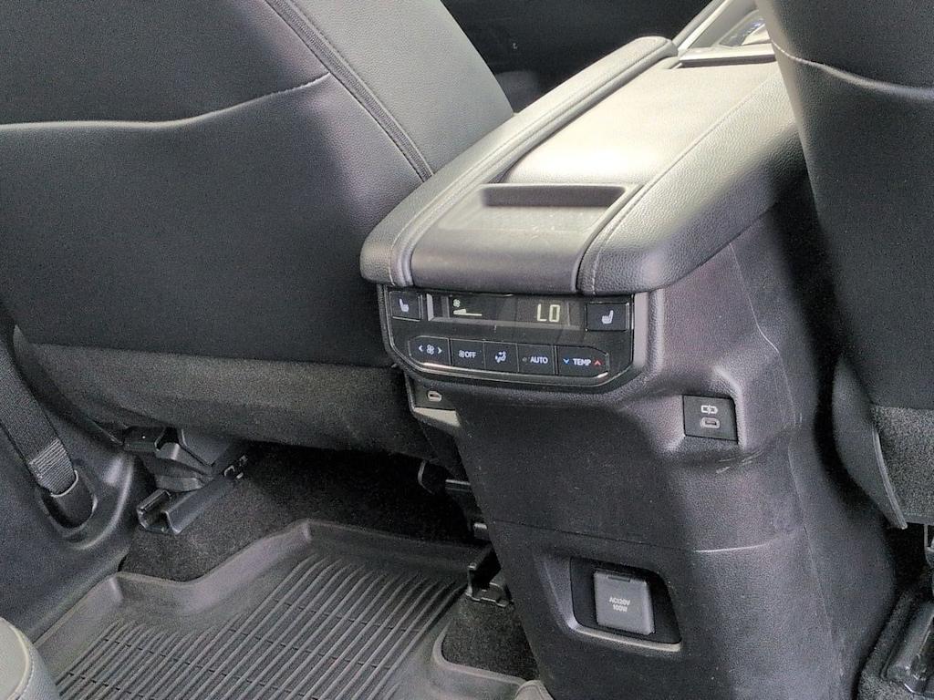 Thumbnail: 2024 Toyota Grand Highlander - 29