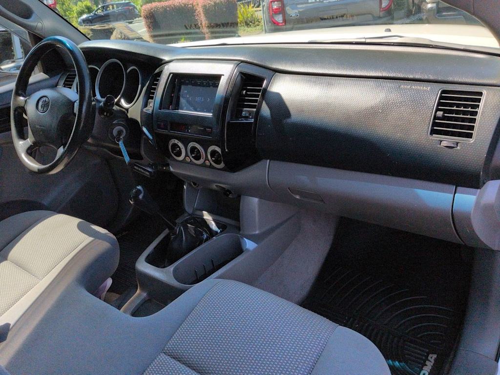 Thumbnail: 2008 Toyota Tacoma - 10