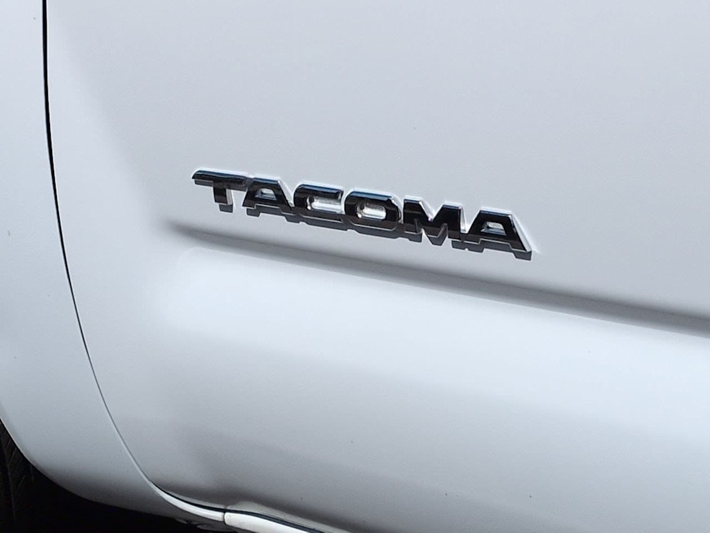 Thumbnail: 2008 Toyota Tacoma - 24
