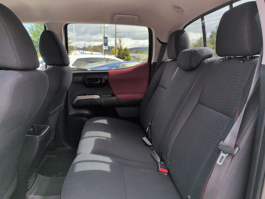 Thumbnail: 2019 Toyota Tacoma - 26