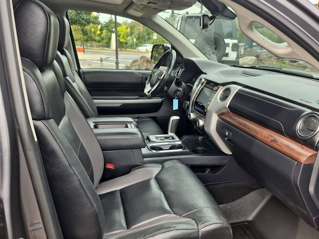 Thumbnail: 2019 Toyota Tundra - 11