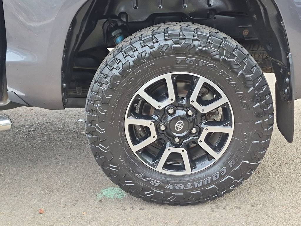 Thumbnail: 2019 Toyota Tundra - 8