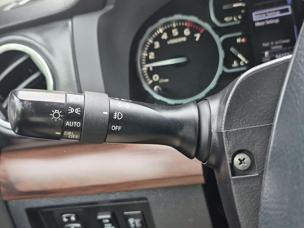 Thumbnail: 2019 Toyota Tundra - 33