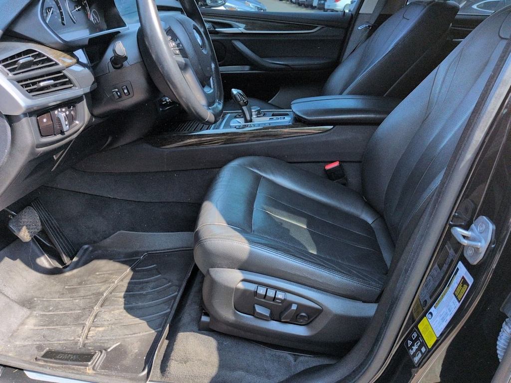 Thumbnail: 2015 BMW X5 - 11