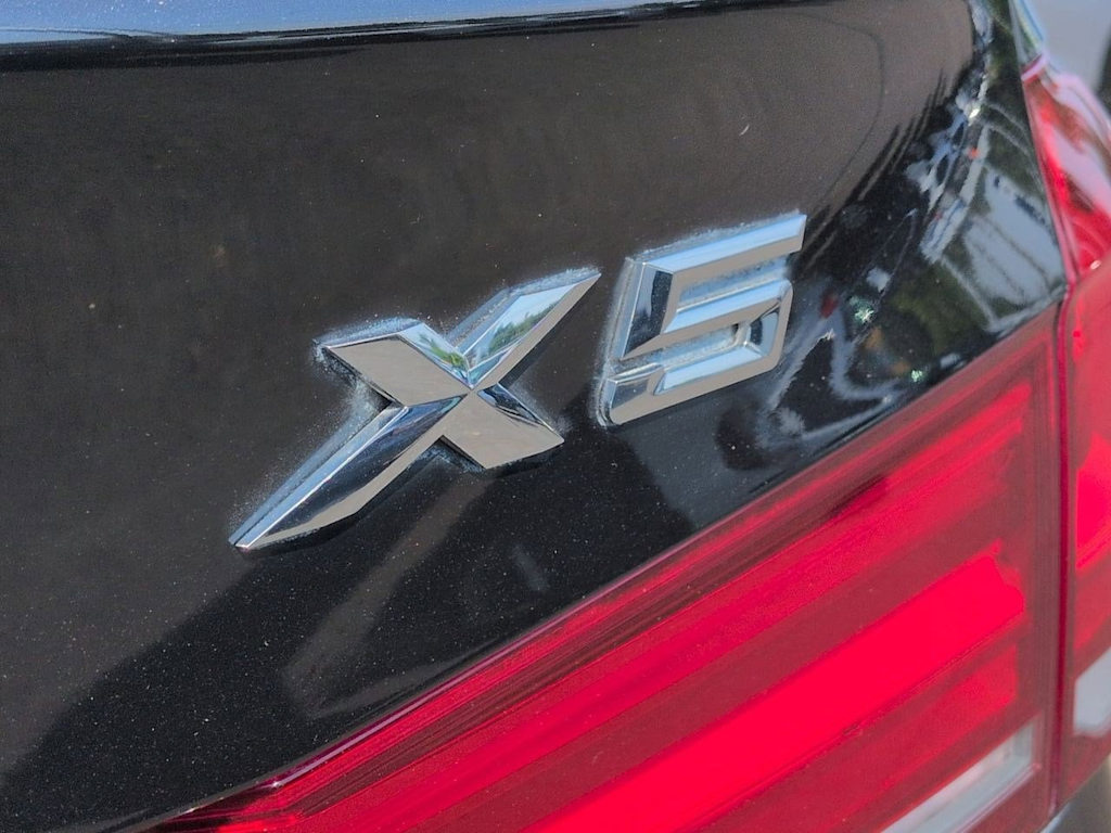 Thumbnail: 2015 BMW X5 - 33