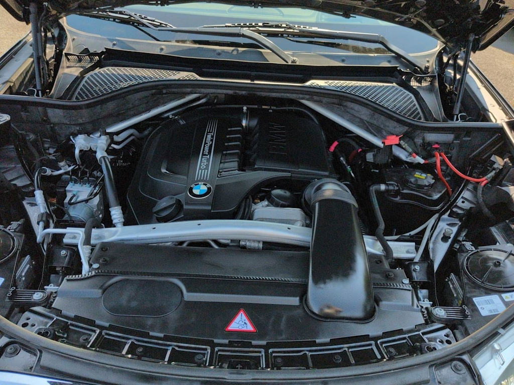 Thumbnail: 2015 BMW X5 - 9