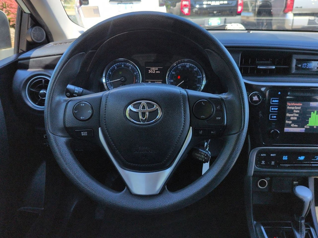 Thumbnail: 2018 Toyota Corolla - 14