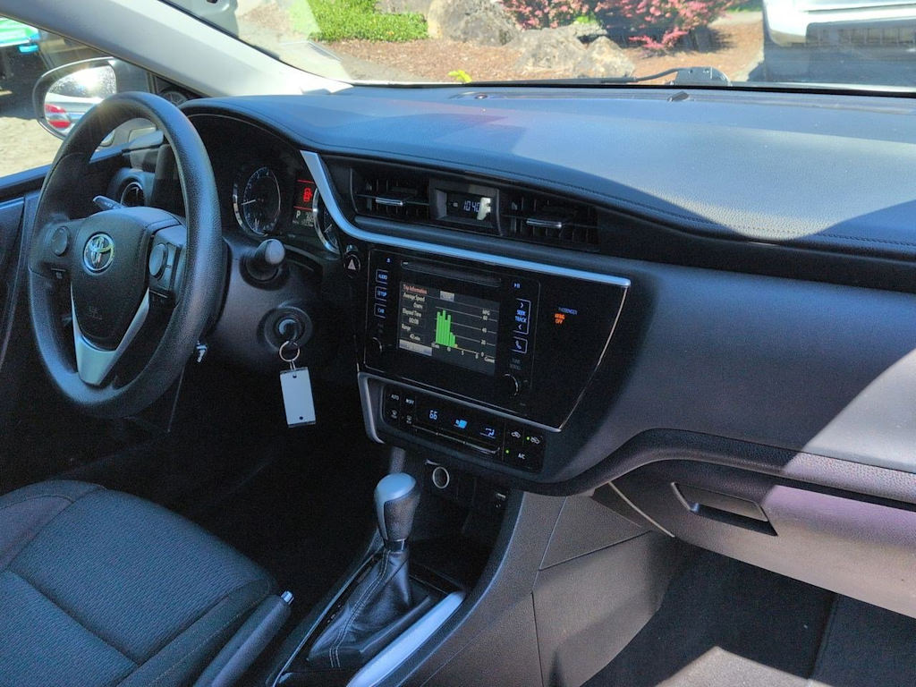 Thumbnail: 2018 Toyota Corolla - 13