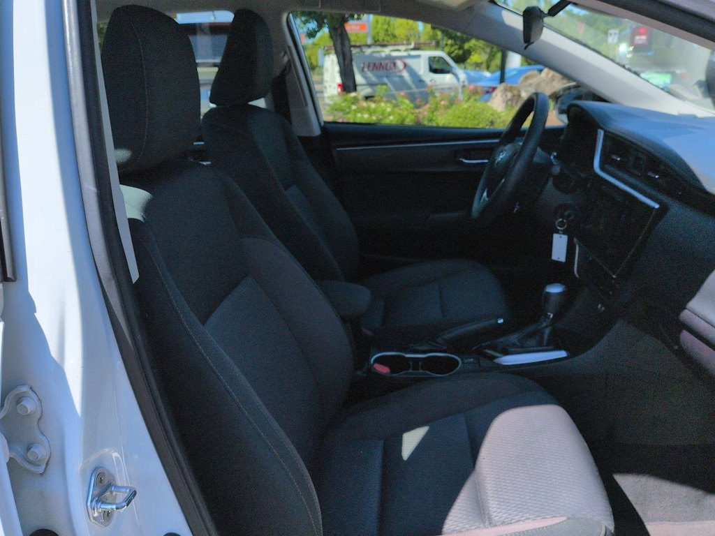 Thumbnail: 2018 Toyota Corolla - 11
