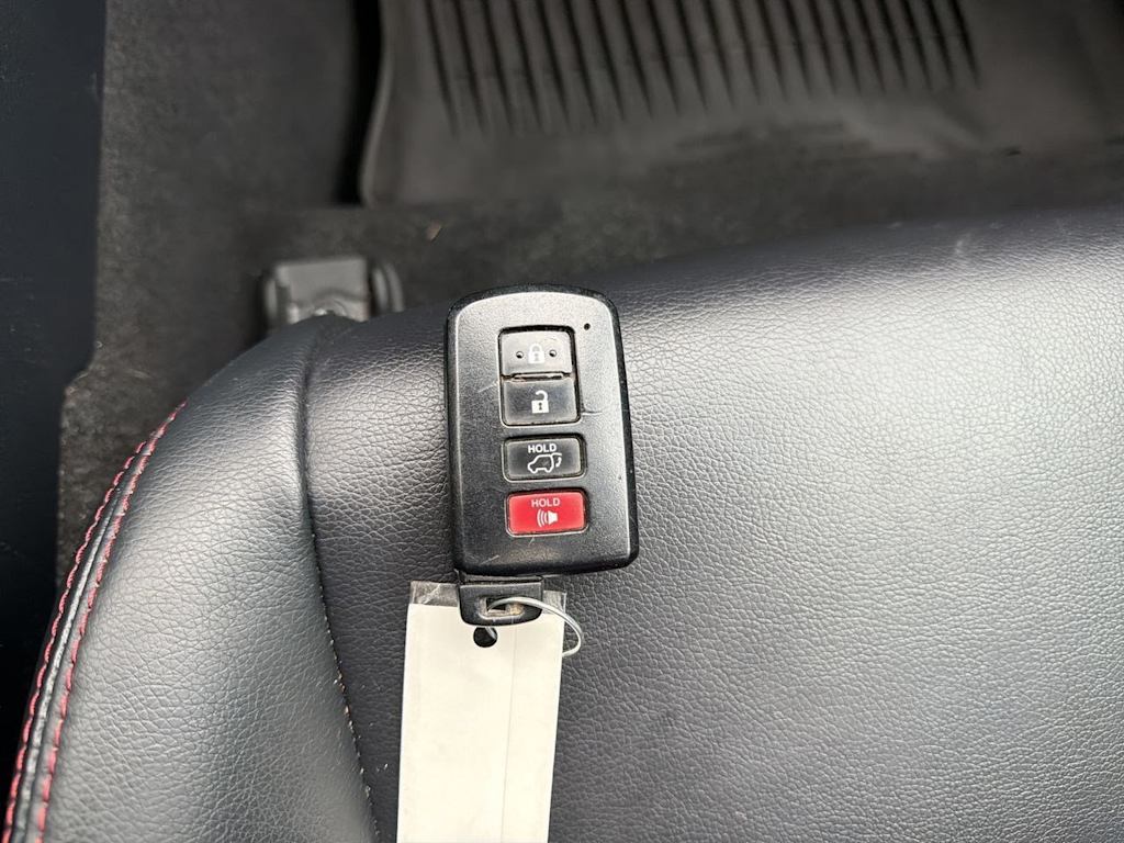 Thumbnail: 2023 Toyota Corolla - 19