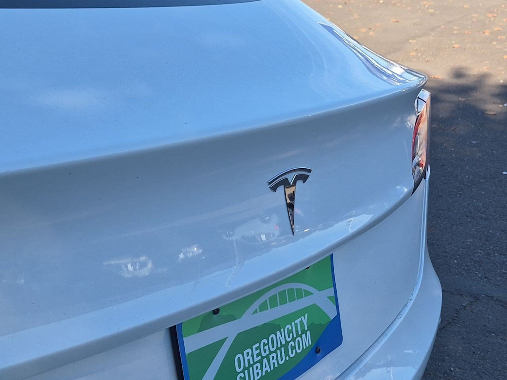 Thumbnail: 2023 Tesla Model 3 - 14