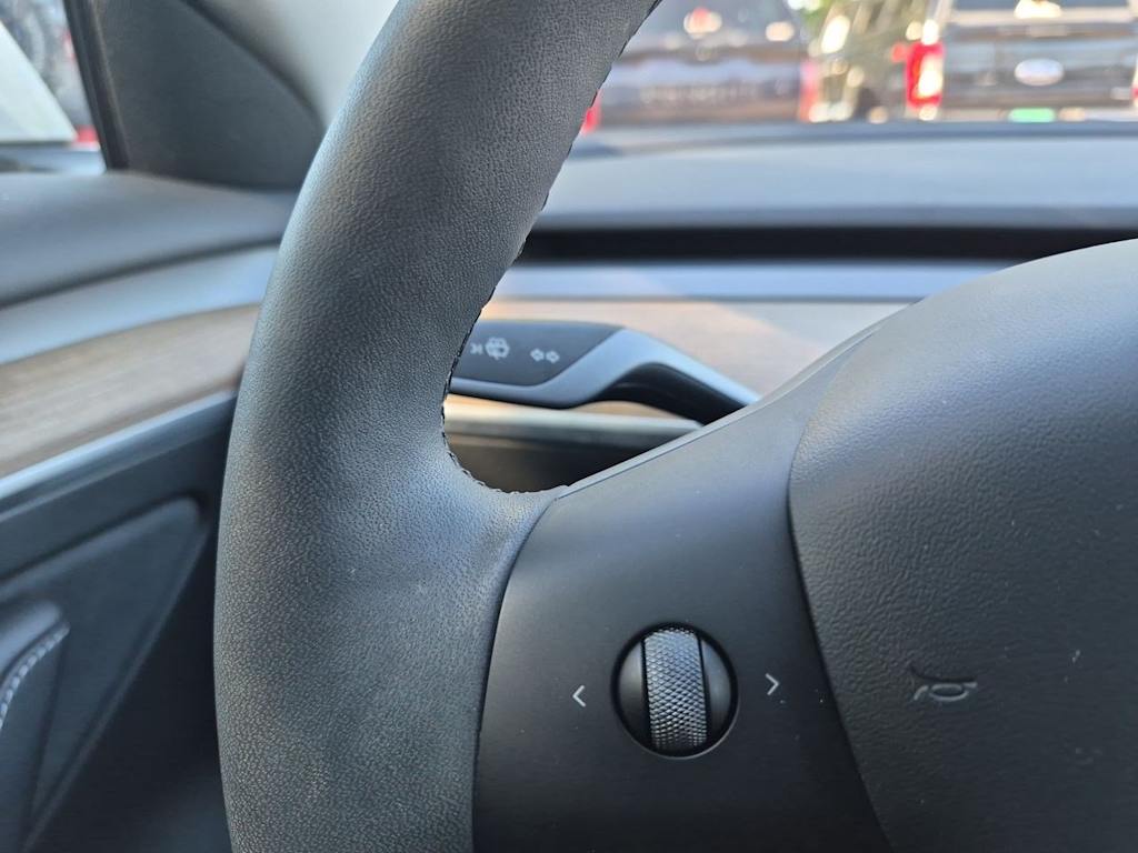 Thumbnail: 2022 Tesla Model 3 - 25