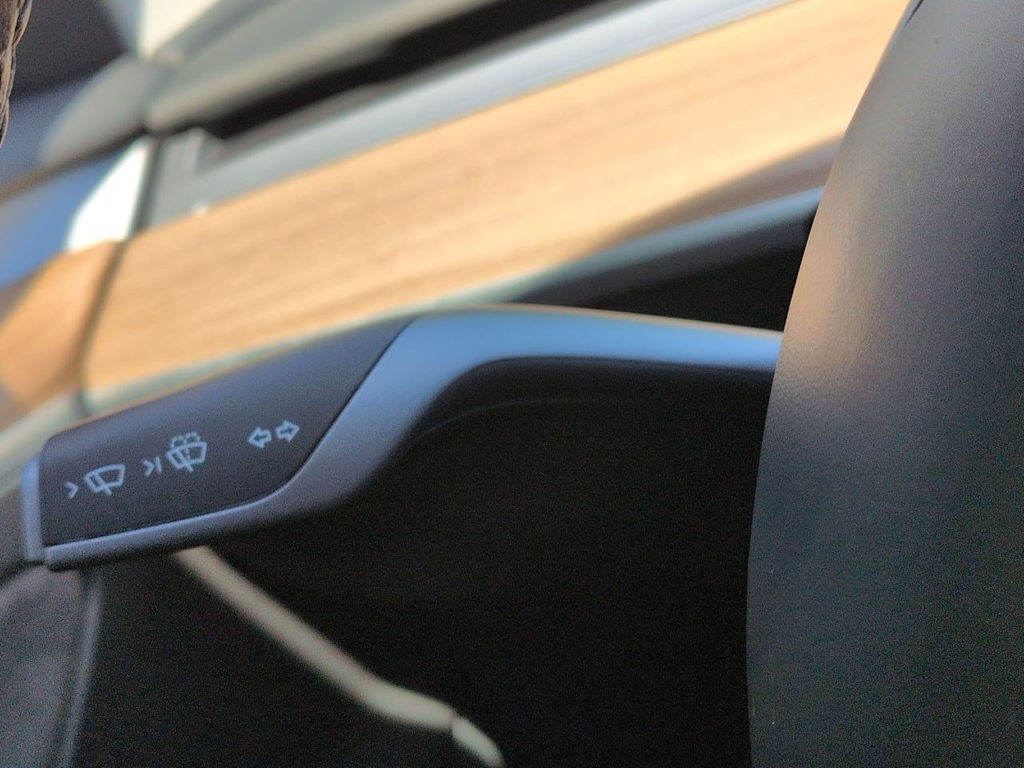 Thumbnail: 2023 Tesla Model 3 - 28