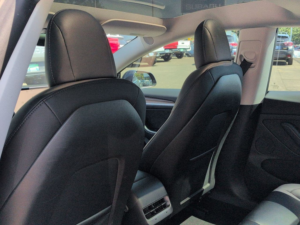 Thumbnail: 2023 Tesla Model 3 - 12