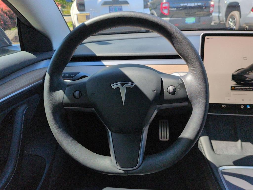 Thumbnail: 2023 Tesla Model 3 - 9