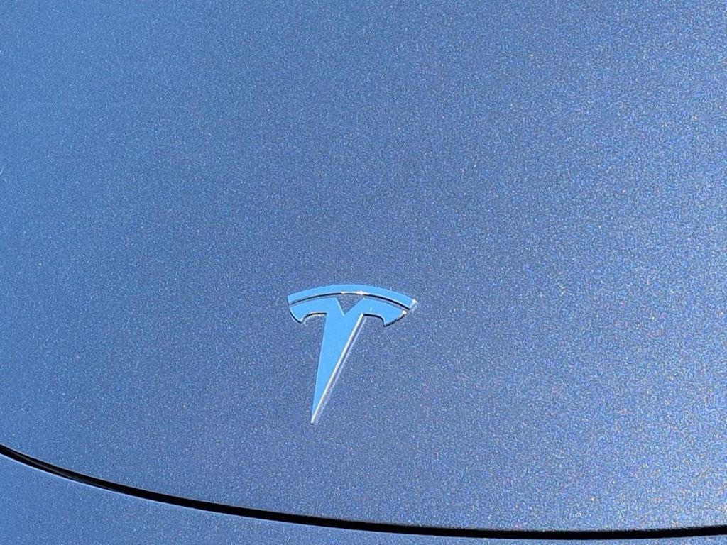 Thumbnail: 2023 Tesla Model 3 - 7