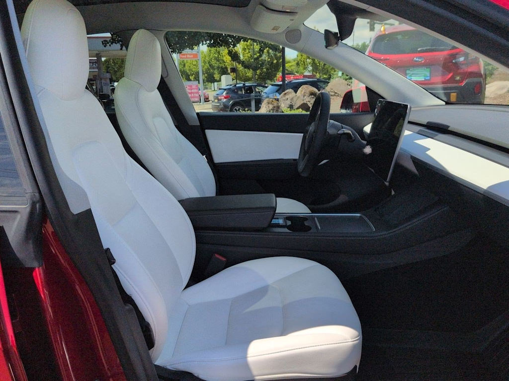 Thumbnail: 2021 Tesla Model Y - 10