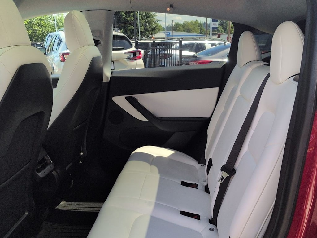 Thumbnail: 2021 Tesla Model Y - 25