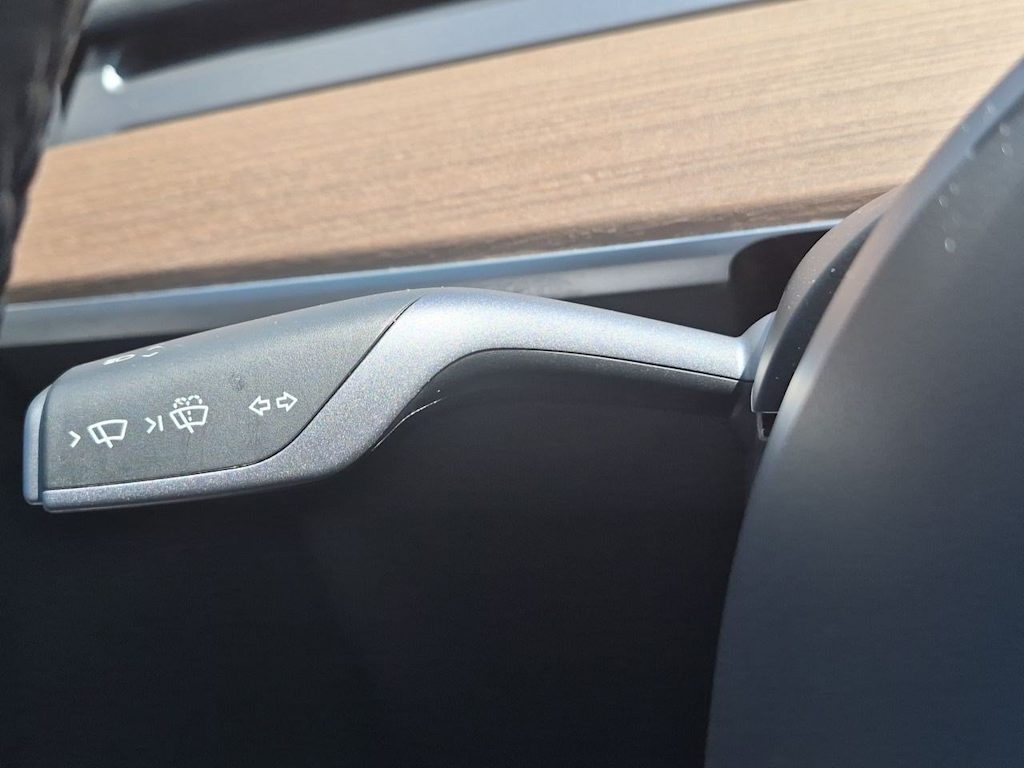 Thumbnail: 2021 Tesla Model Y - 27