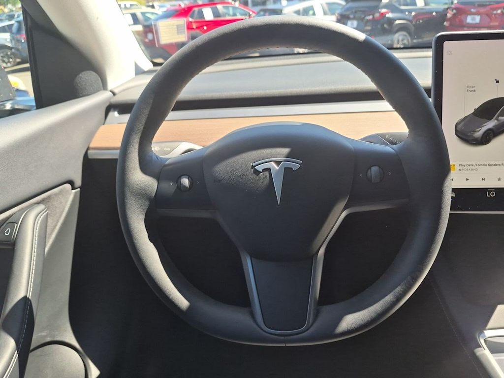 Thumbnail: 2021 Tesla Model Y - 24