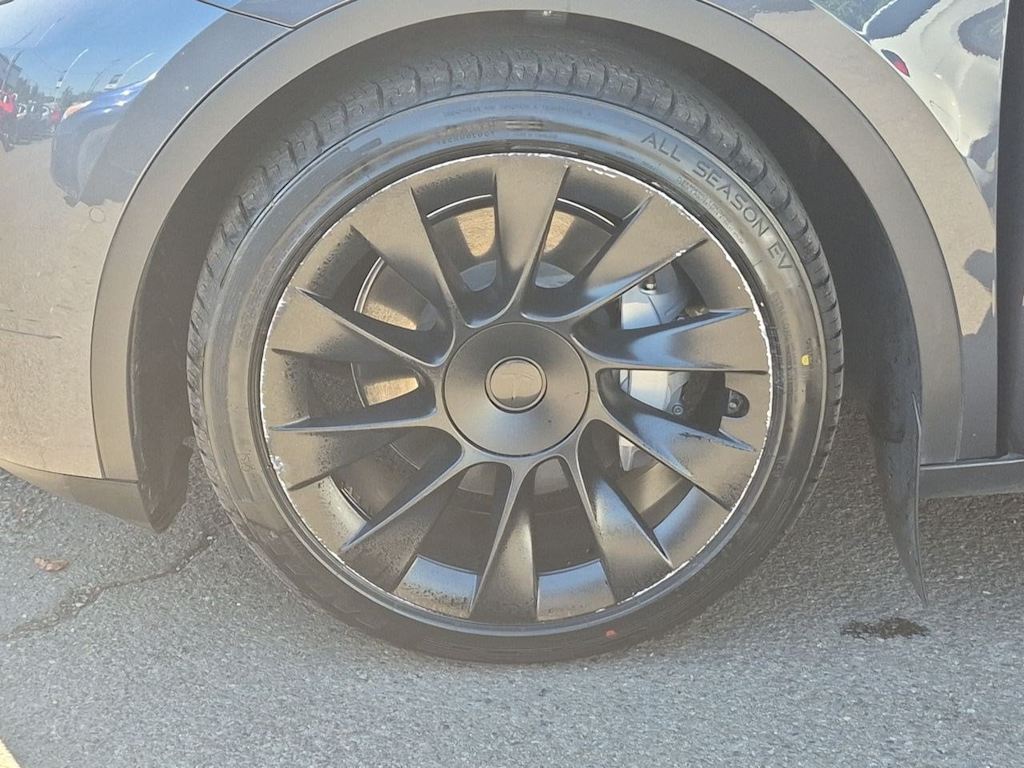 Thumbnail: 2021 Tesla Model Y - 8