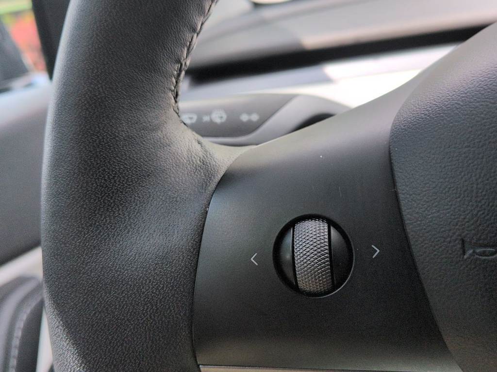 Thumbnail: 2021 Tesla Model Y - 24