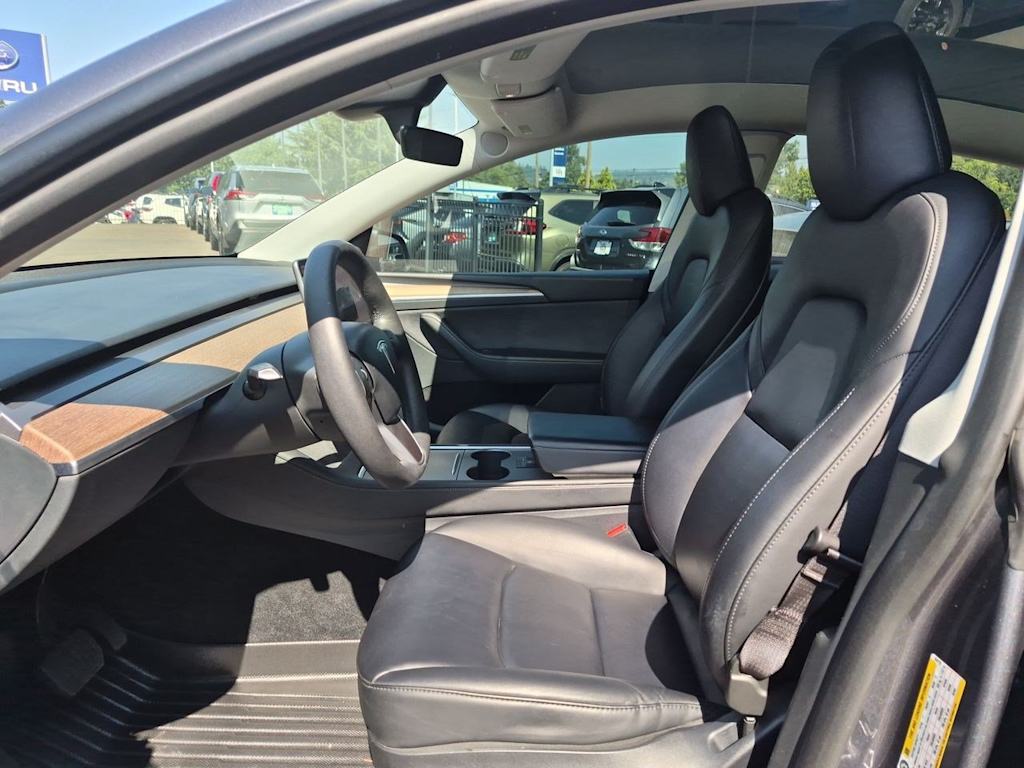 Thumbnail: 2023 Tesla Model Y - 10