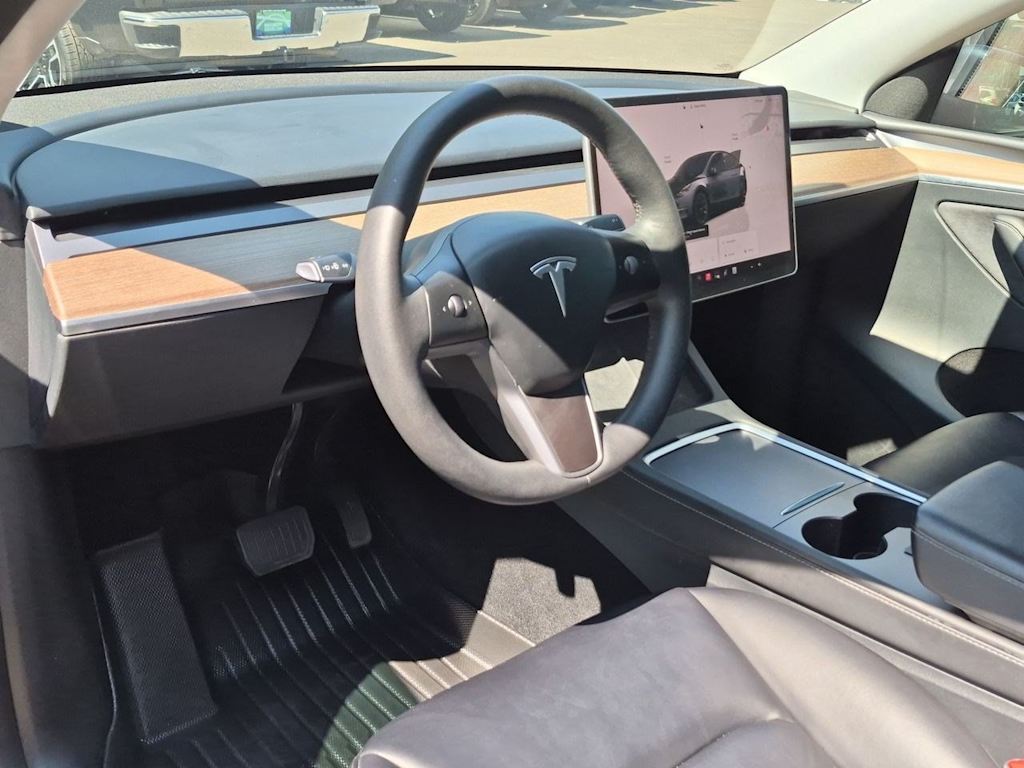 Thumbnail: 2023 Tesla Model Y - 2