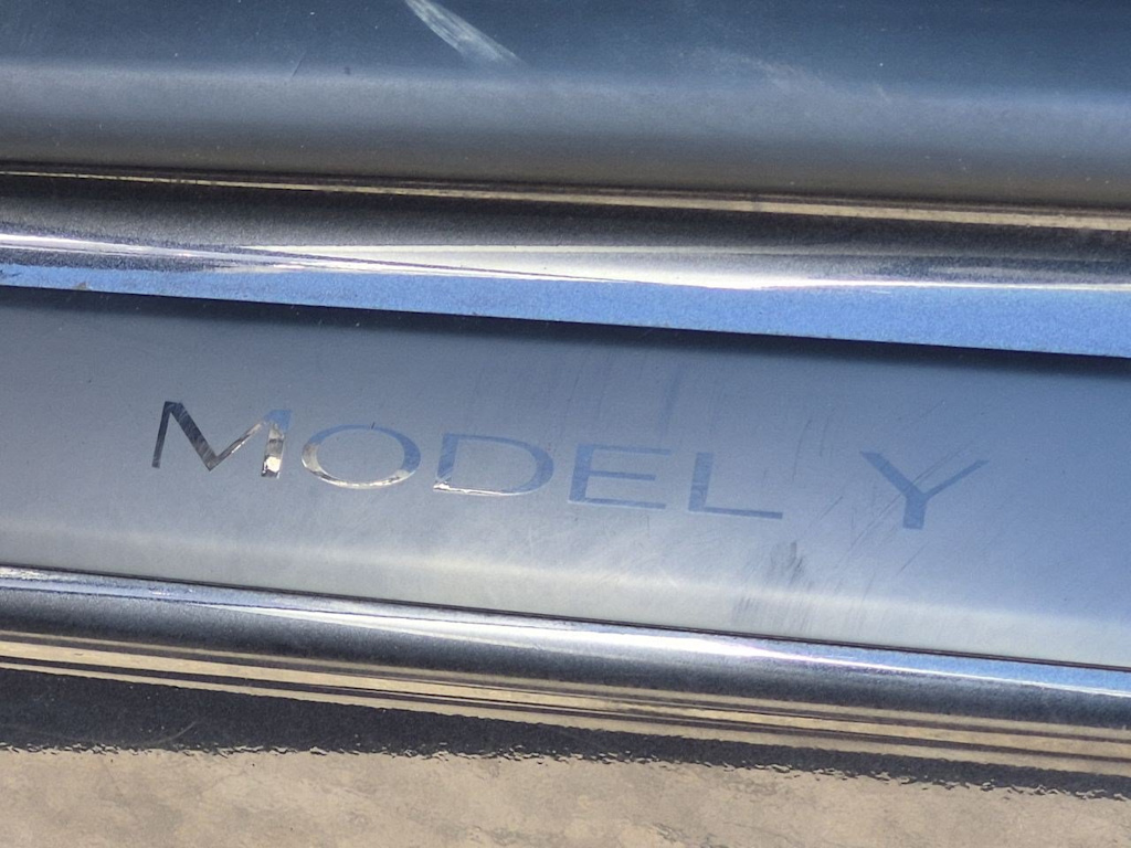 Thumbnail: 2024 Tesla Model Y - 23