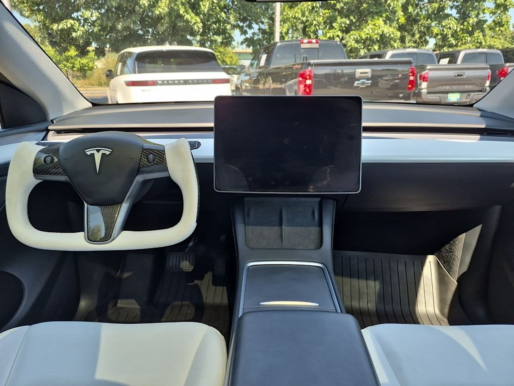 Thumbnail: 2024 Tesla Model Y - 9
