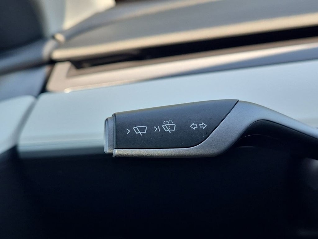 Thumbnail: 2024 Tesla Model Y - 29