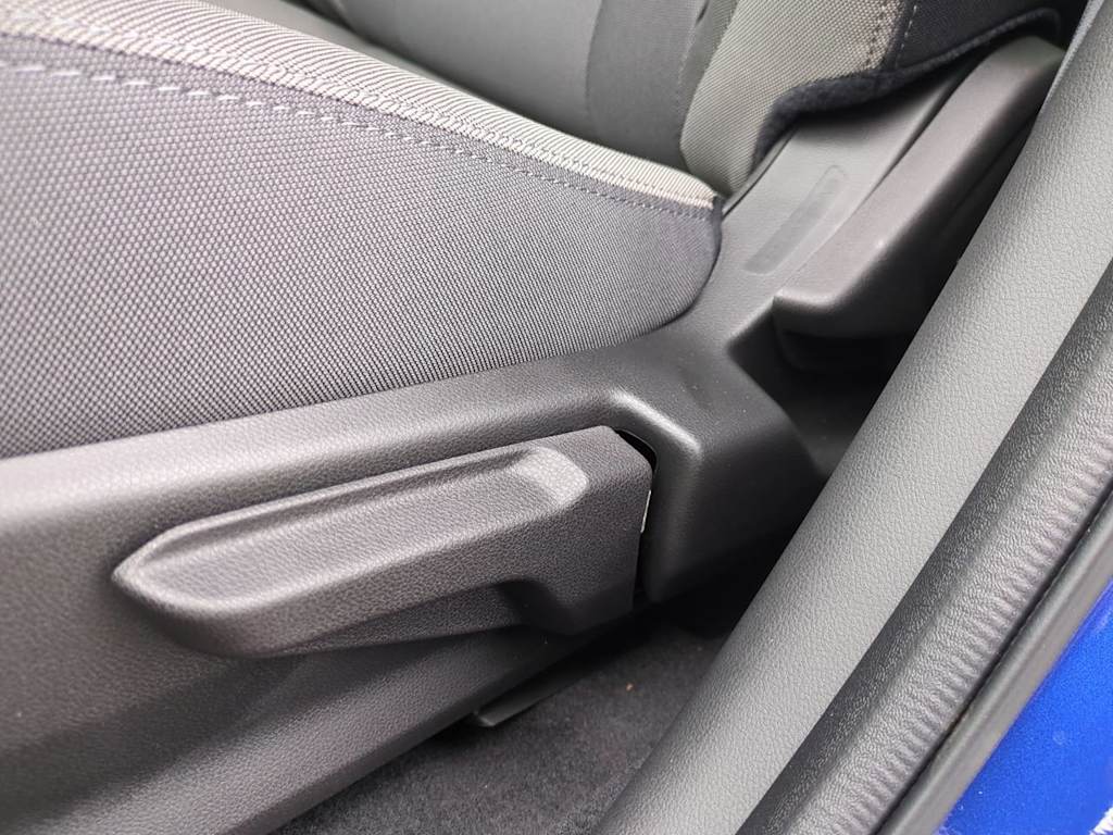 2025 Subaru Impreza Base 26