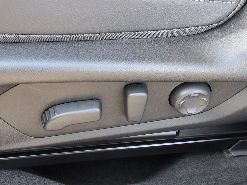 Thumbnail: 2026 Subaru Outback - 23