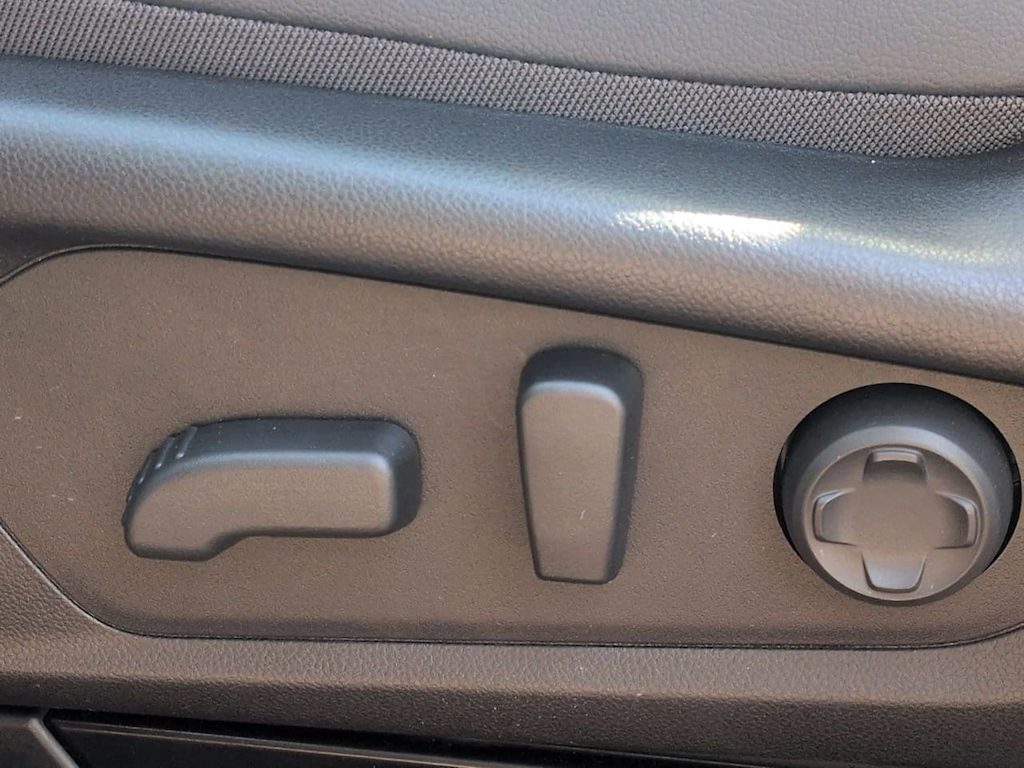 Thumbnail: 2026 Subaru Outback - 24