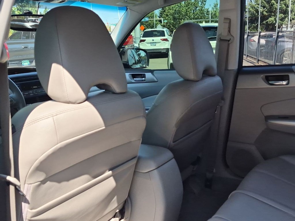 Thumbnail: 2010 Subaru Forester - 11
