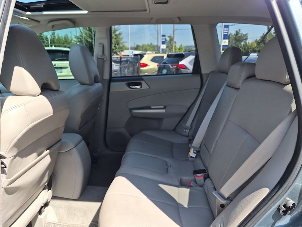 Thumbnail: 2010 Subaru Forester - 12