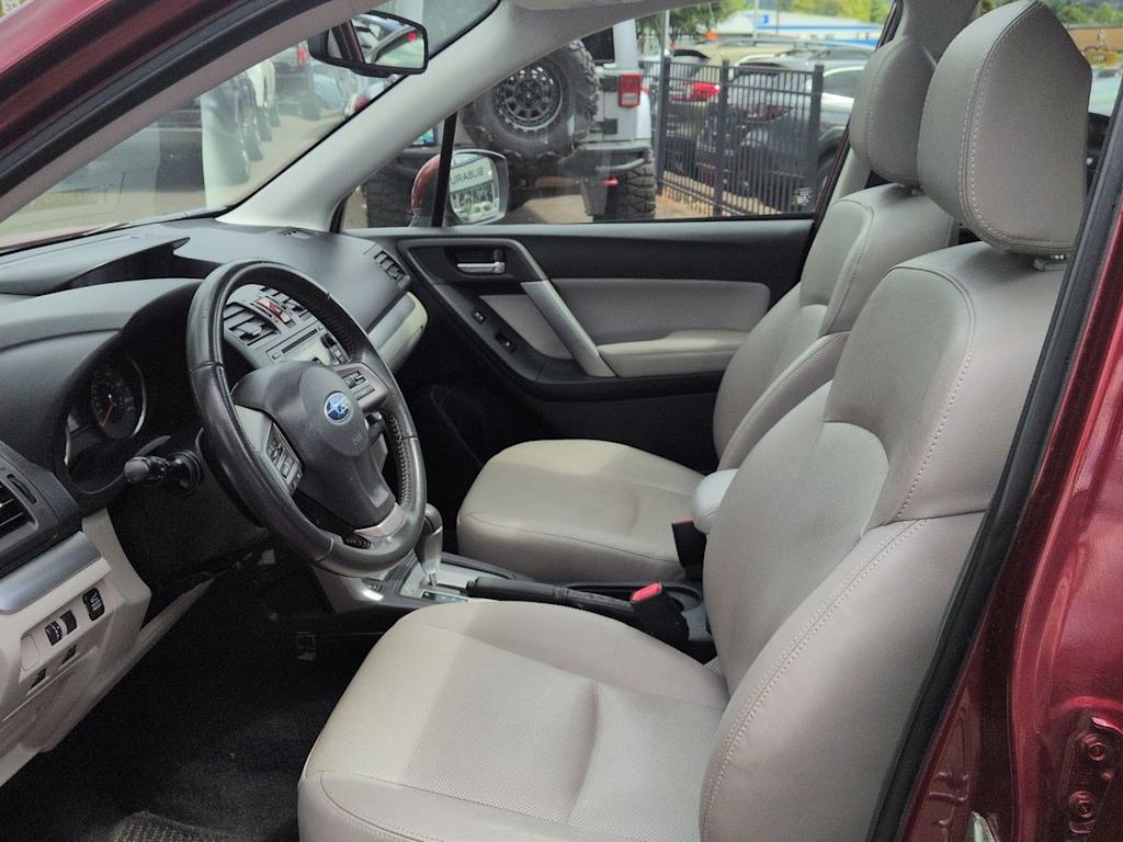 Thumbnail: 2015 Subaru Forester - 11