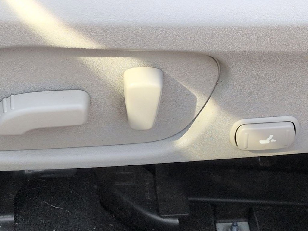 Thumbnail: 2015 Subaru Forester - 28