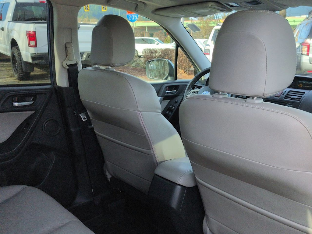 Thumbnail: 2015 Subaru Forester - 32